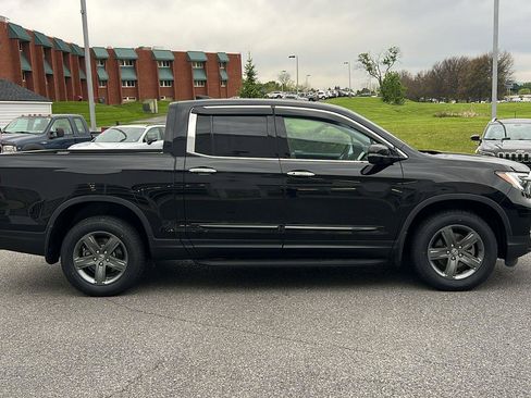 Used 2023 Honda Ridgeline RTL-E image 2