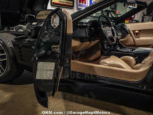 Used 1992 Chevrolet Corvette Convertible image 89