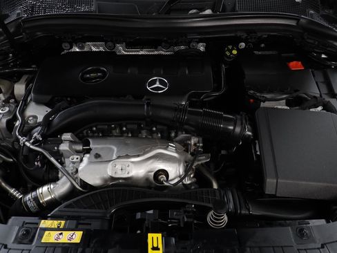 Used 2023 Mercedes-Benz GLA 250 image 24