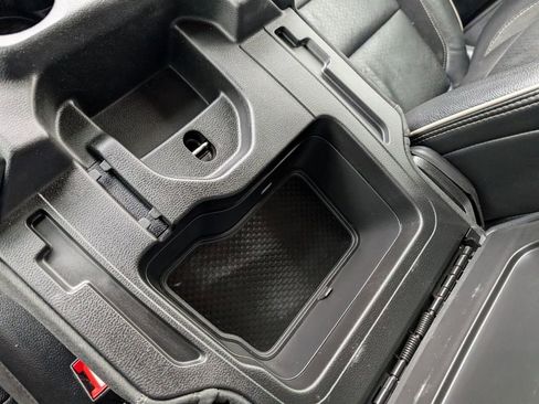 Used 2019 RAM 1500 Laramie image 37