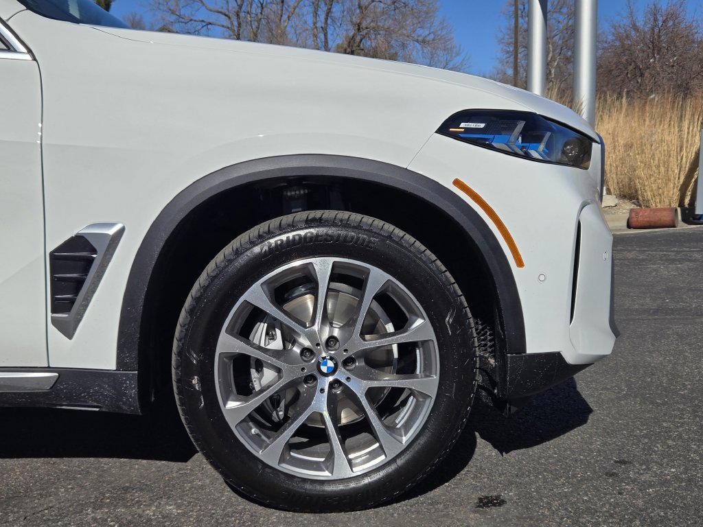 Certified 2026 BMW X5 xDrive40i w/ Climate Comfort Package AWD/4WD image 9