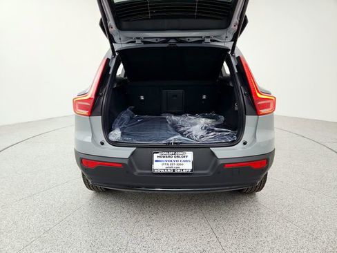 New 2026 Volvo XC40 B4 Plus w/ Climate Package image 15
