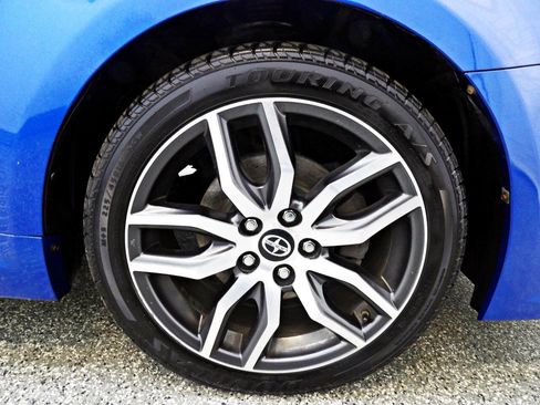 Used 2015 Scion tC image 18