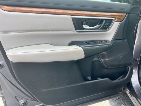 Used 2017 Honda CR-V EX-L image 18