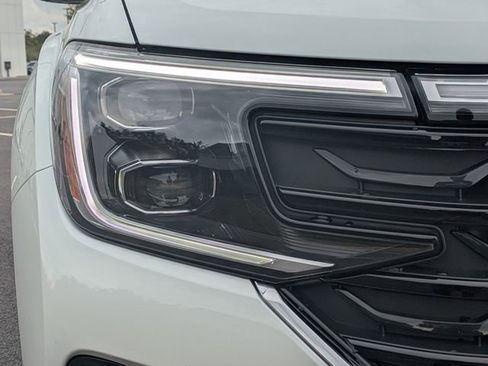New 2026 Volkswagen Atlas Cross Sport SEL Premium R-Line AWD/4WD image 10