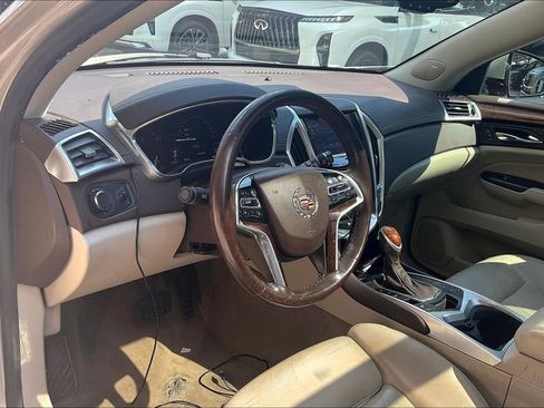 Used 2015 Cadillac SRX Luxury w/ Driver Awareness Package FWD image 12