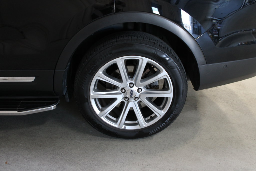 Used 2016 Ford Explorer Limited w/ Equipment Group 301A FWD image 38
