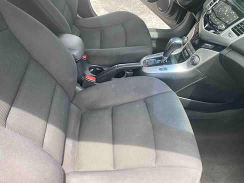 Used 2014 Chevrolet Cruze LT w/ All-Star Edition FWD image 32