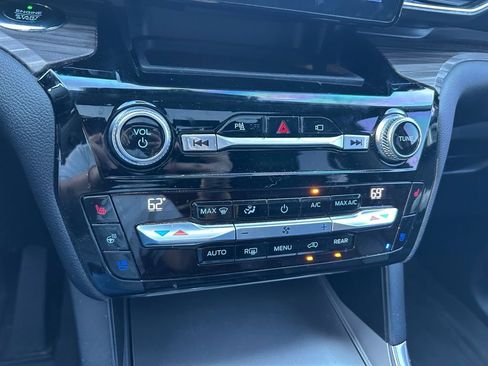 Used 2021 Ford Explorer Limited w/ Hybrid Equipment Group 310A image 28