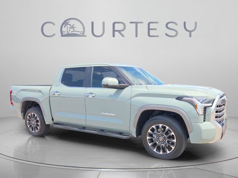 Certified 2025 Toyota Tundra Limited AWD/4WD image 7