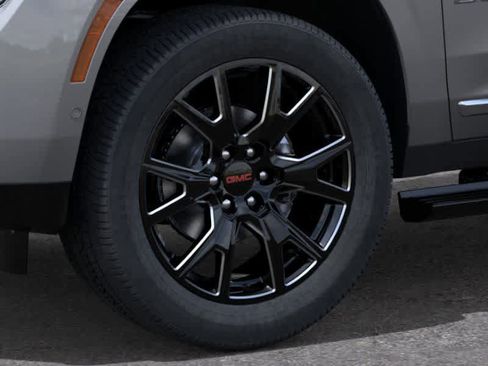 New 2026 GMC Yukon Denali w/ Sun & Power Step Package image 9