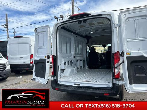 Used 2022 Ford Transit 250 Medium Roof image 39
