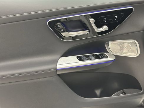 New 2026 Mercedes-Benz GLC 300 image 10