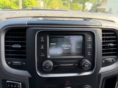 Used 2017 RAM 1500 Express w/ Black Ram 1500 Express Group AWD/4WD image 15