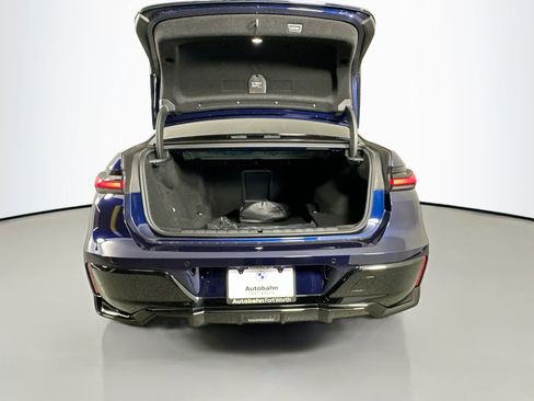 New 2026 BMW 750e xDrive w/ Executive Package image 26