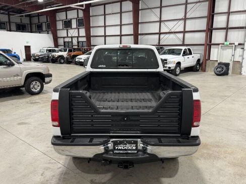 Used 2007 Ford F350 XLT image 10