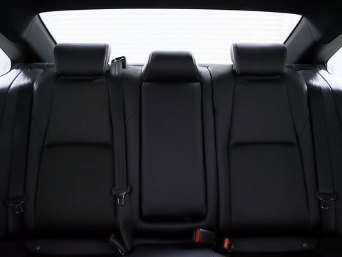 Used 2022 Honda Accord Sport image 15