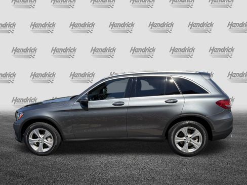 Used 2018 Mercedes-Benz GLC 300 4MATIC image 7