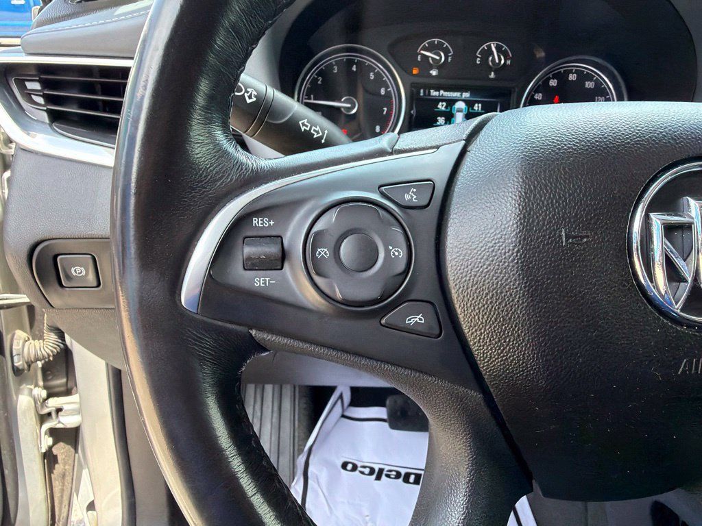 Used 2019 Buick Enclave Essence FWD image 23