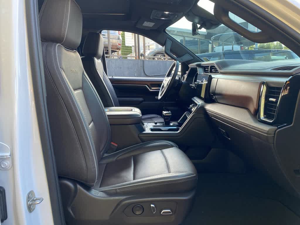 Used 2022 GMC Sierra 1500 Denali w/ Denali Reserve Package AWD/4WD image 18