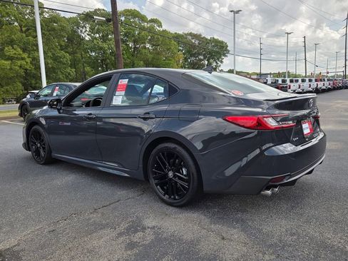 New 2026 Toyota Camry SE FWD image 8