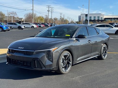 New 2025 Kia K4 GT-Line image 6