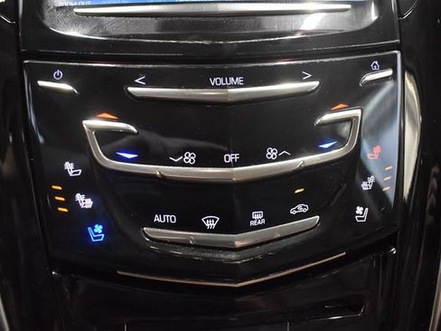 Used 2017 Cadillac Escalade ESV Premium Luxury AWD/4WD image 30