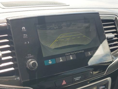 Used 2019 Honda Pilot Touring image 28