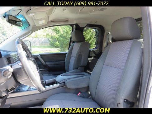 Used 2008 Nissan Titan SE image 19