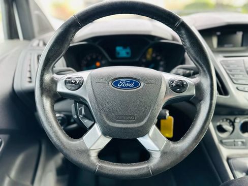 Used 2017 Ford Transit Connect XL FWD image 16