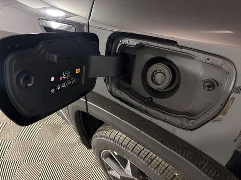 New 2026 Jeep Cherokee Overland image 51