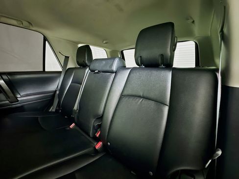 Used 2021 Toyota 4Runner TRD Off-Road Premium image 23