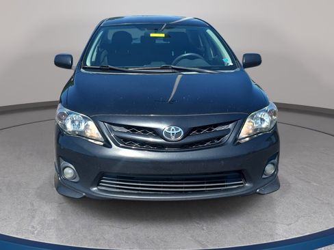 Used 2012 Toyota Corolla S FWD image 2
