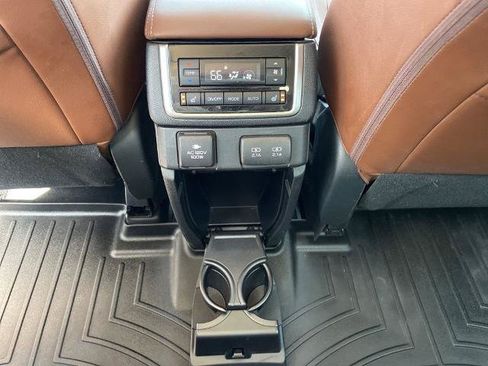 Used 2020 Subaru Ascent Touring w/ Popular Package #2A AWD/4WD image 14