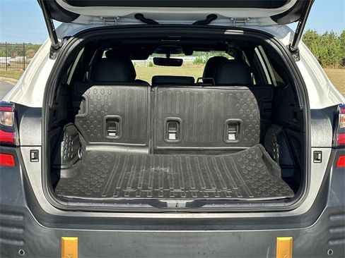 Used 2022 Subaru Outback Wilderness image 19