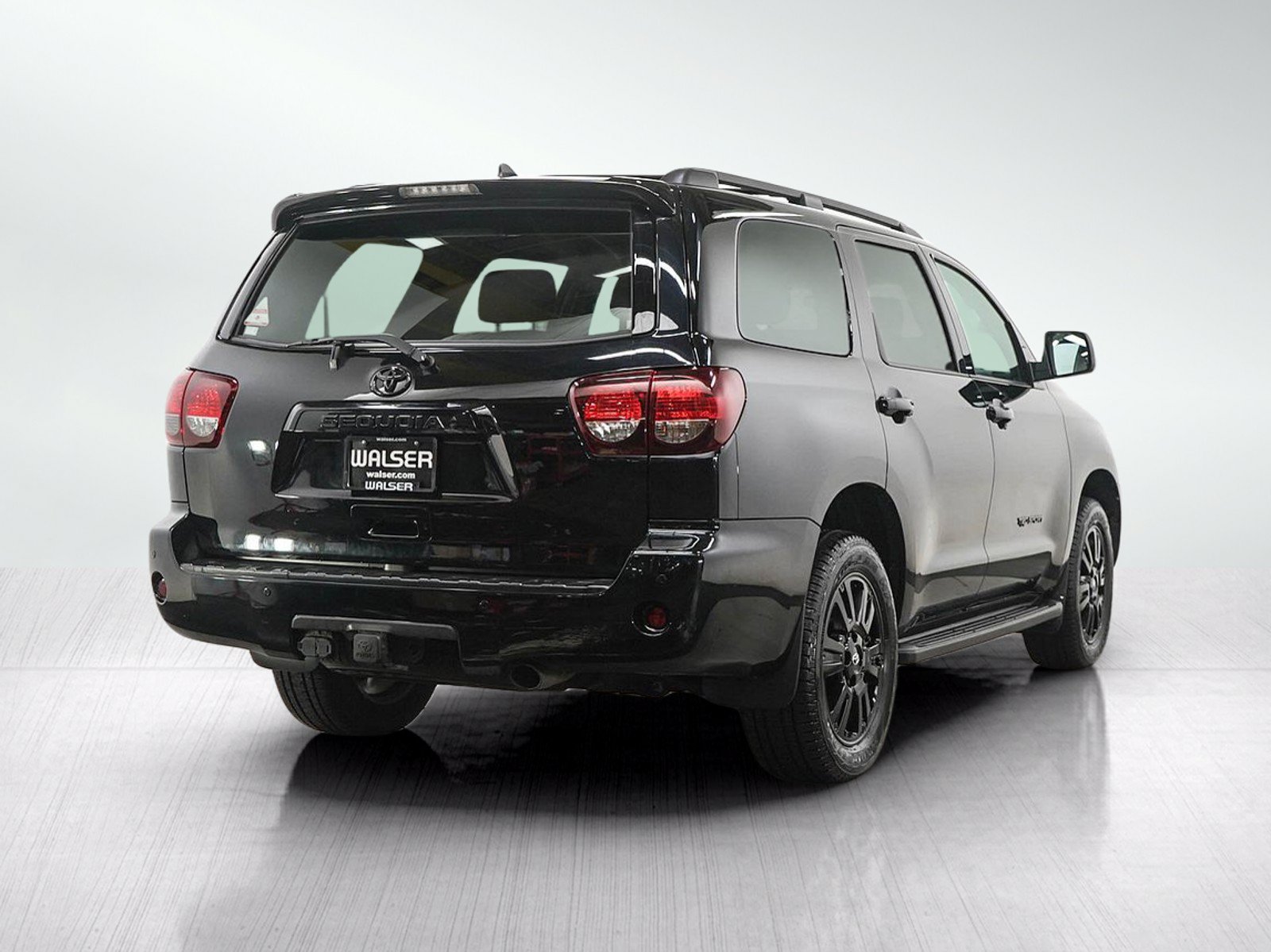 Used 2022 Toyota Sequoia TRD Sport AWD/4WD image 5