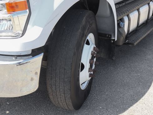 Used 2023 Ford F650 2WD Crew Cab Super Duty image 39