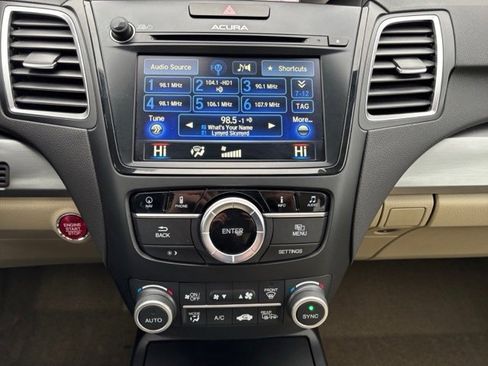 Used 2017 Acura RDX AWD w/ Advance Package image 19