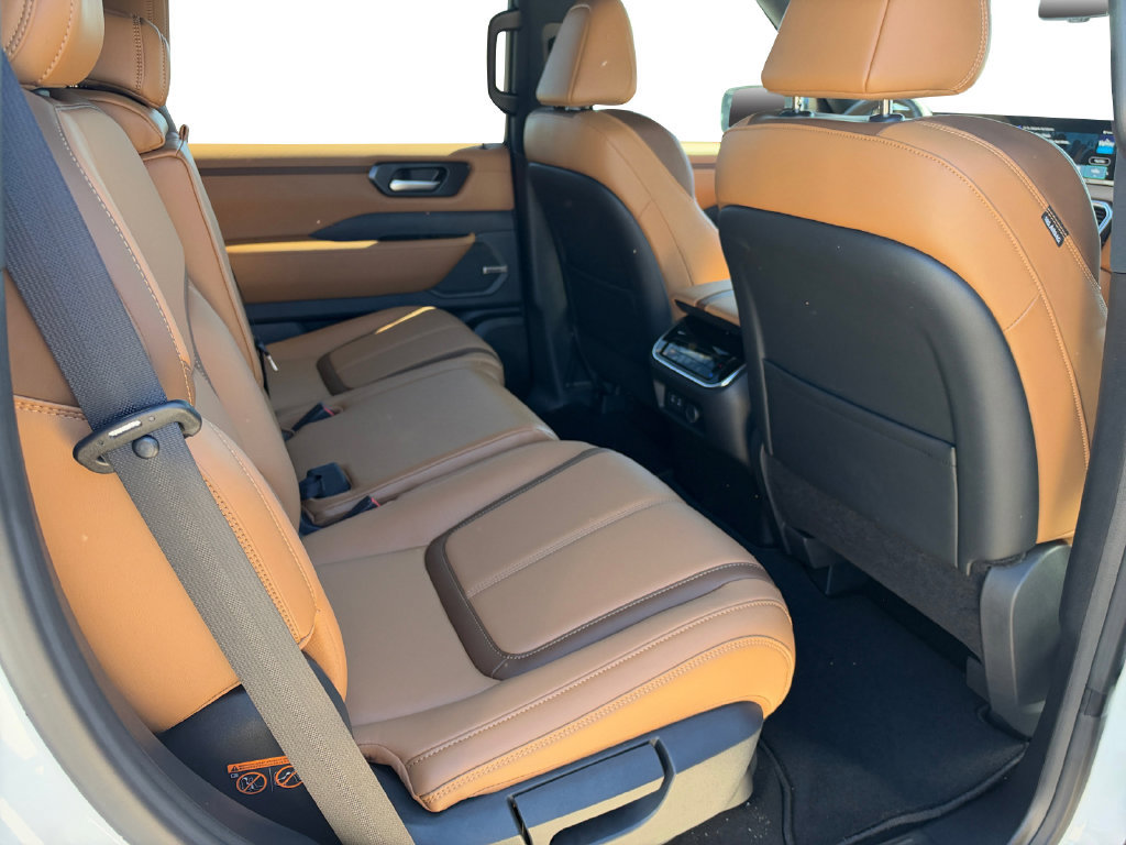 New 2027 Nissan Armada SL RWD image 17