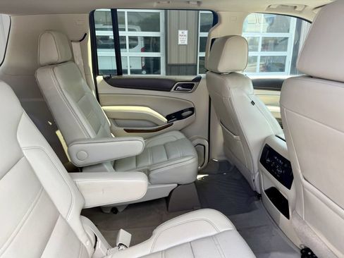 Used 2019 GMC Yukon XL Denali w/ Denali Ultimate Package AWD/4WD image 26