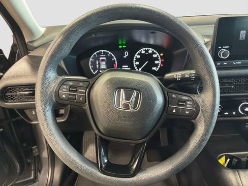 Used 2024 Honda HR-V LX image 10