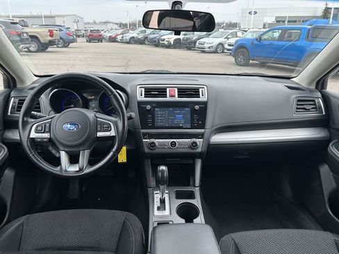 Used 2017 Subaru Outback 2.5i Premium AWD/4WD image 9