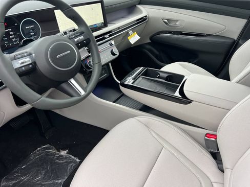 New 2026 Hyundai Tucson Limited image 11