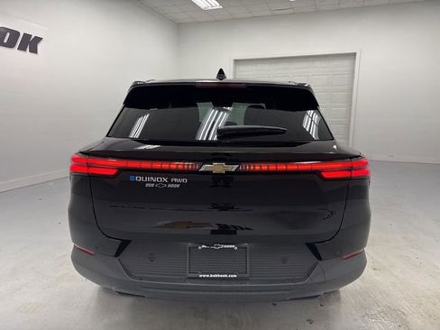 New 2026 Chevrolet Equinox EV LT w/ Comfort Package image 6