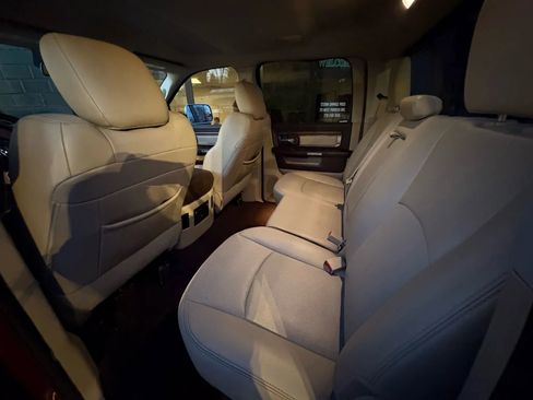 Used 2013 RAM 2500 Laramie w/ Convenience Group image 14