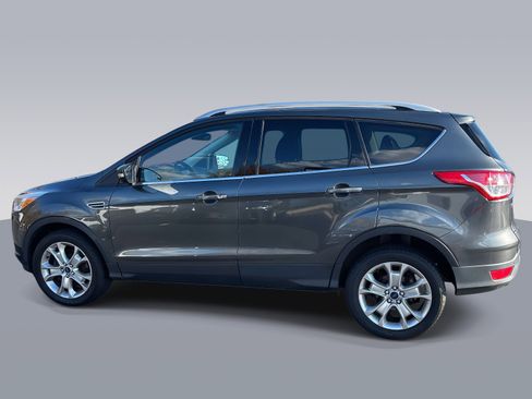 Used 2016 Ford Escape Titanium image 5