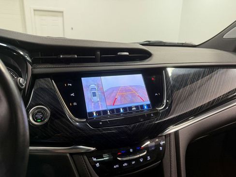 Used 2024 Cadillac XT6 Premium Luxury image 83