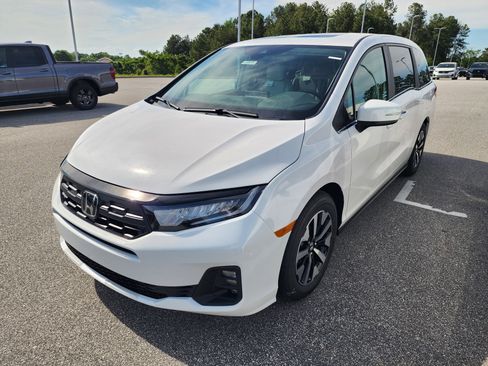 New 2026 Honda Odyssey EX-L image 2