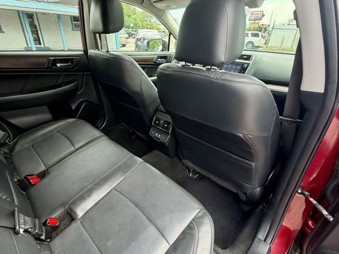 Used 2019 Subaru Outback 3.6R Limited w/ Popular Package #2 AWD/4WD image 18