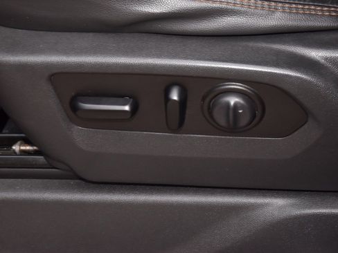 Used 2020 GMC Sierra 1500 AT4 w/ AT4 Premium Package image 36